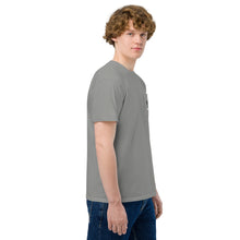 Load image into Gallery viewer, Unisex garment-dyed pocket t-shirt